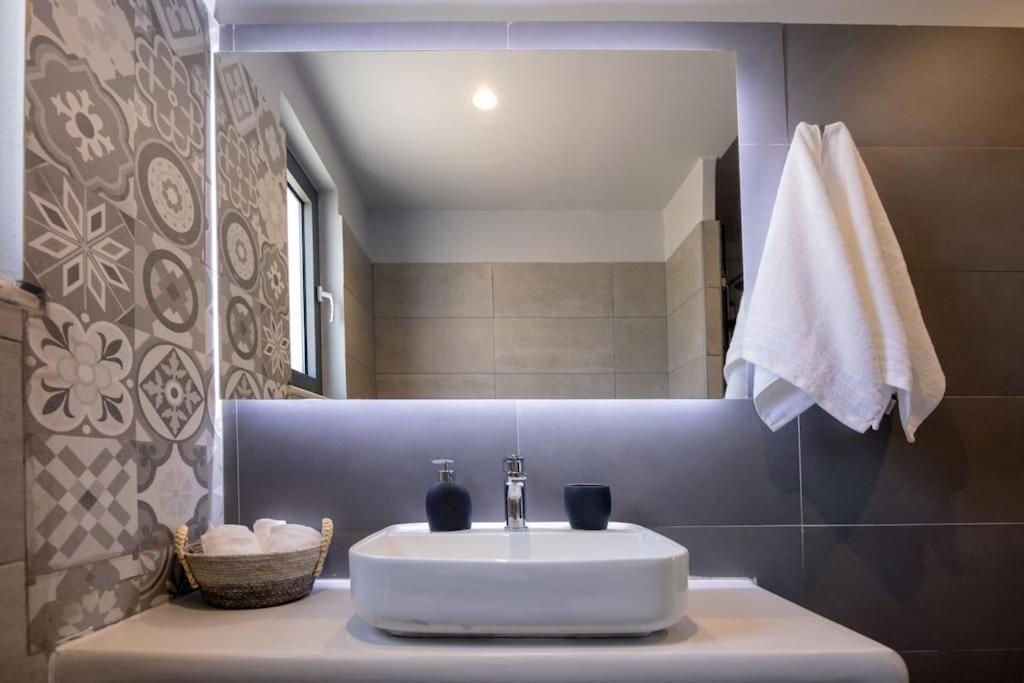 Pearl Suites And Villa Tinos Ngoại thất bức ảnh