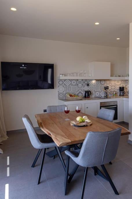 Pearl Suites And Villa Tinos Ngoại thất bức ảnh